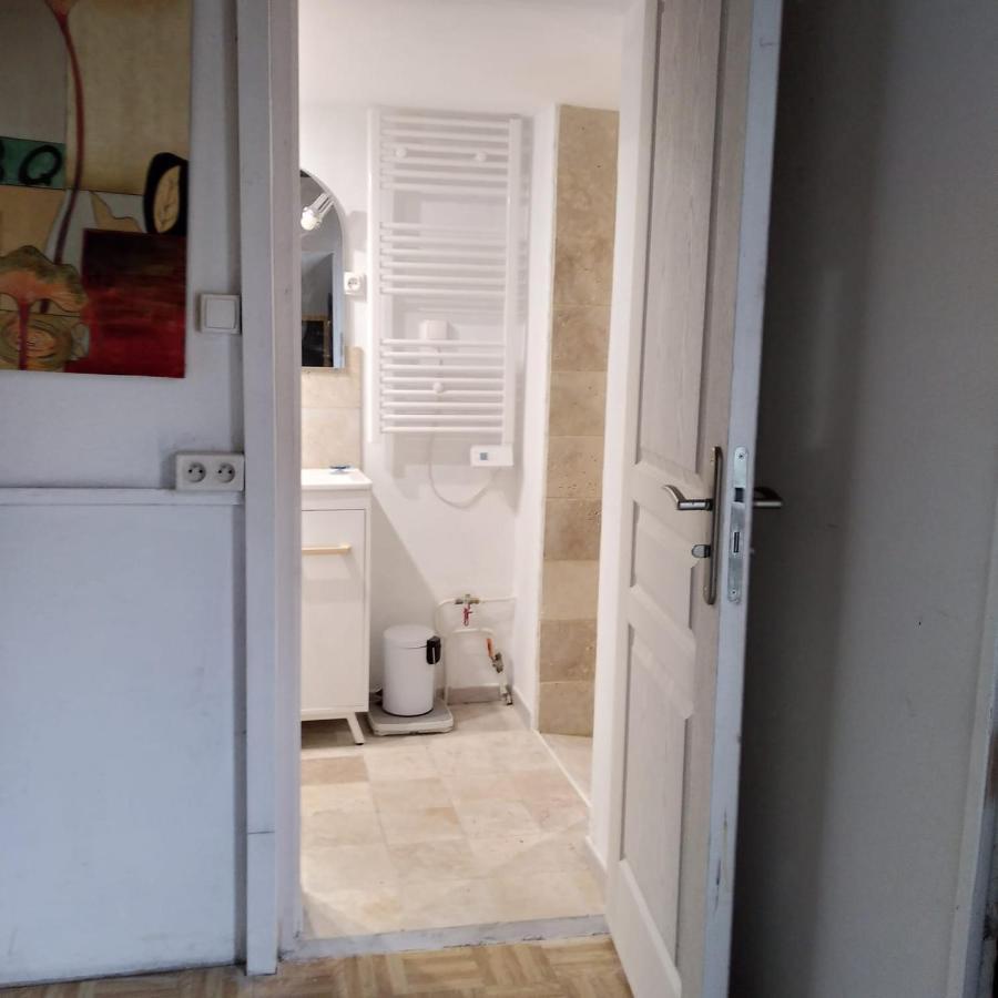 Maisonnette De Charme Climatisee La Machine Exterior photo